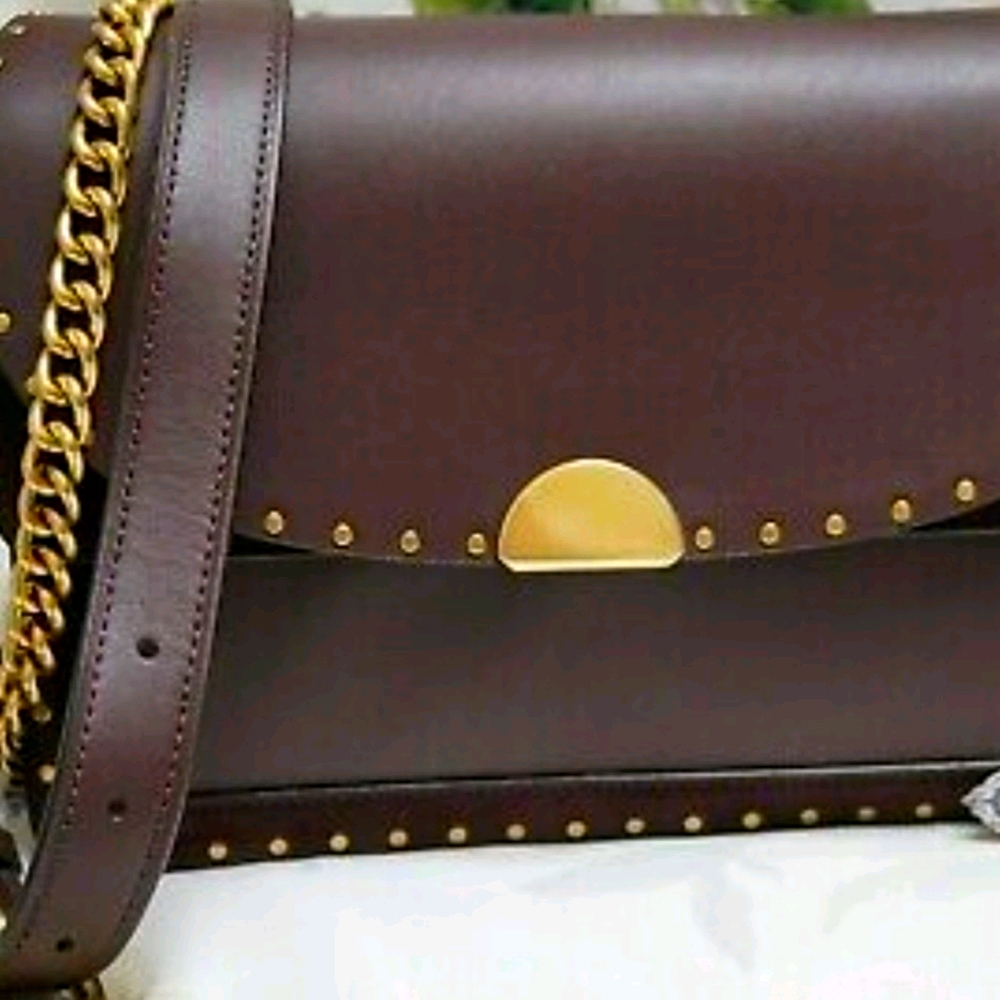 **SOLD**COACH-DREAMER SHOULDER W/RIVETS